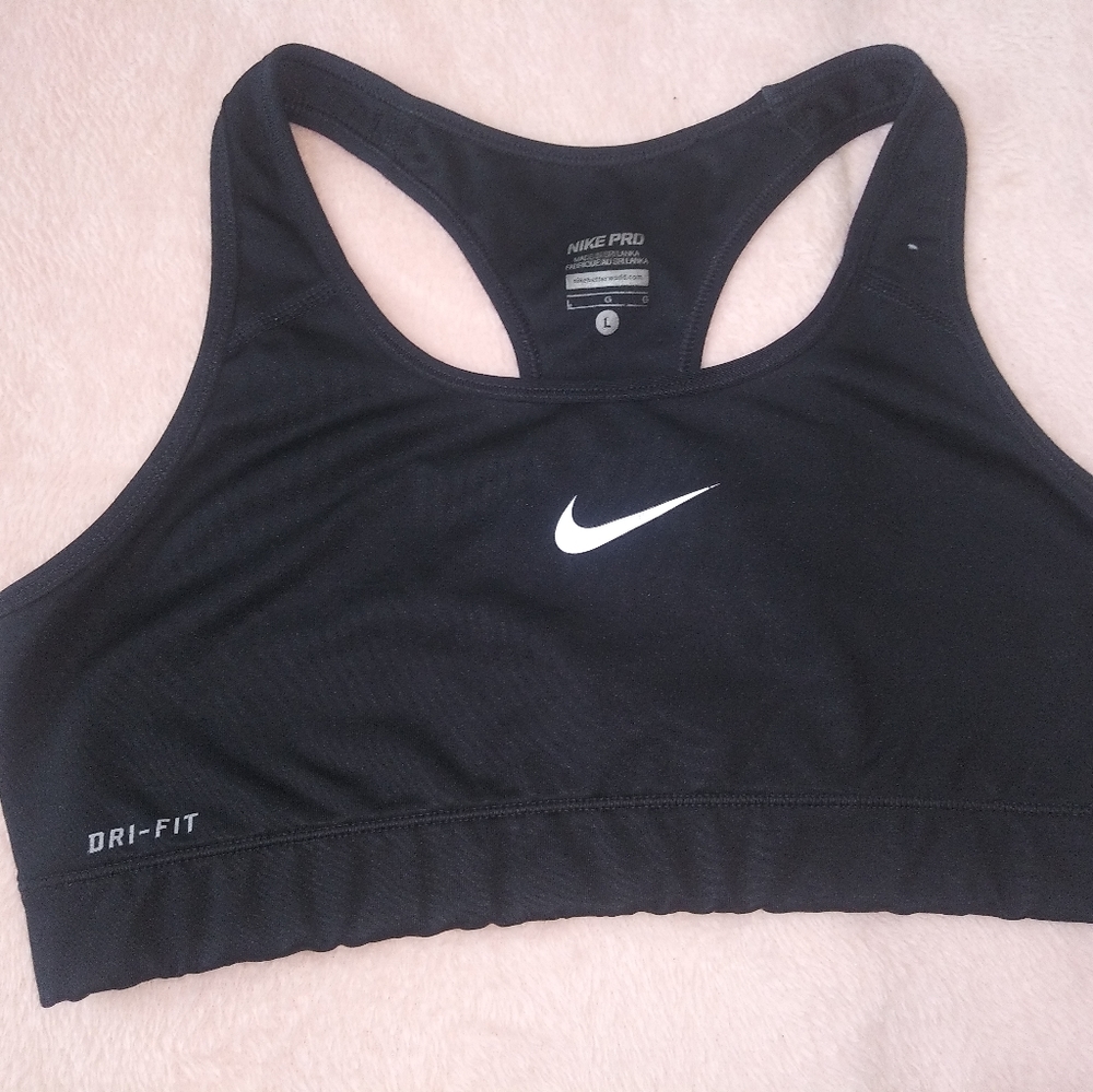 Nike pro dri-fit sports bra size L